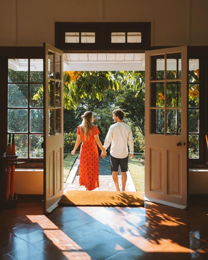 Mountbatten Bungalow- Thema Collection キャンディー エクステリア 写真